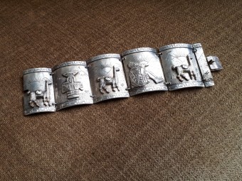 Unique Silver Bracelet with Lamas Reliefs