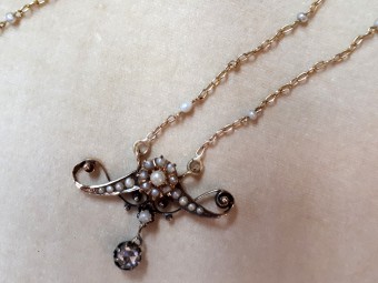 Large Art Nouveau Pendant with Diamonds and Natural Pearls