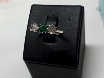 Victorian Gold Ring with Emerald and Rose Cut Diamonds