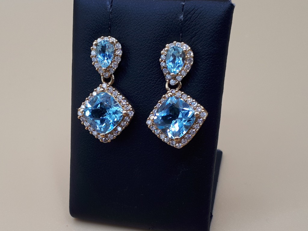 Gold Earrings with Blue Topaz and Diamonds