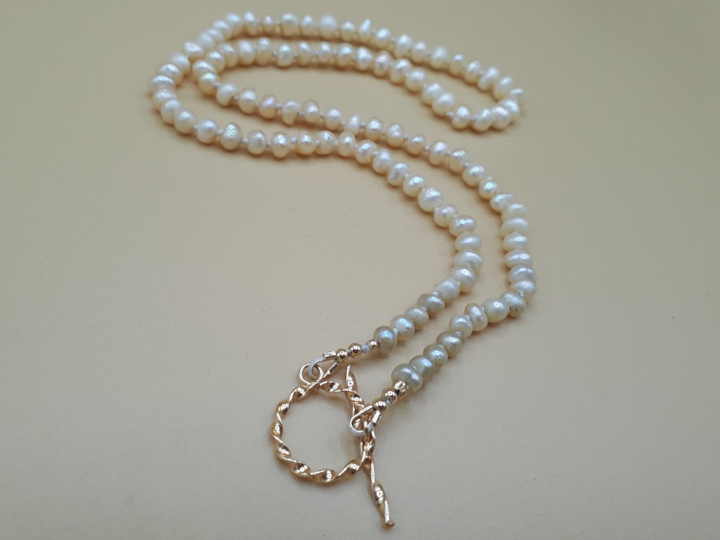 Necklace with Beautiful Antique Bahrain Pearls