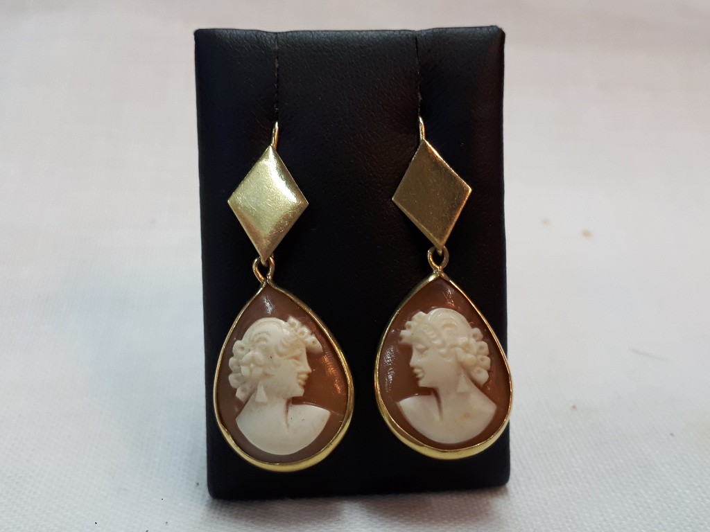 Gold Earrings with Cameos of Beautiful Woman Face