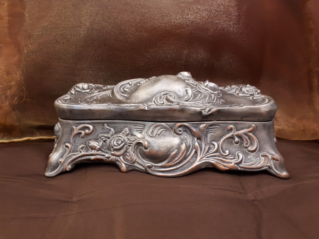 Classic Art Nouveau Jewelry Box