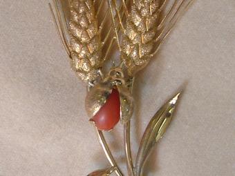 Wheat Shaped Art Nouveau Brooch with Coral Beetle