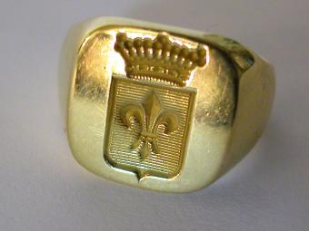 טבעת חותם צרפתית עם הטבעה של חבצלת