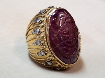 Large Ring with Ruby and Diamonds