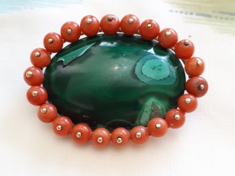 Large Gold Brooch with Malachite and Corals