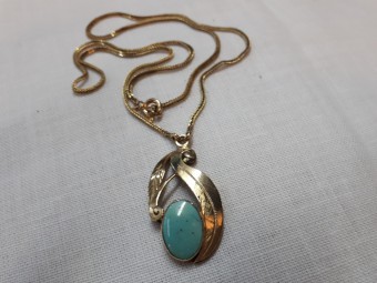Gold Retro Pendant with Large Turquoise