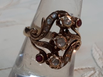 Magical Victorian Ring with Diamonds and Rubies