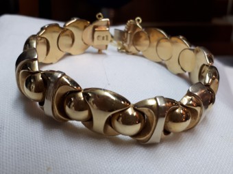 Beautiful Gold Bracelet from 50s or 60s
